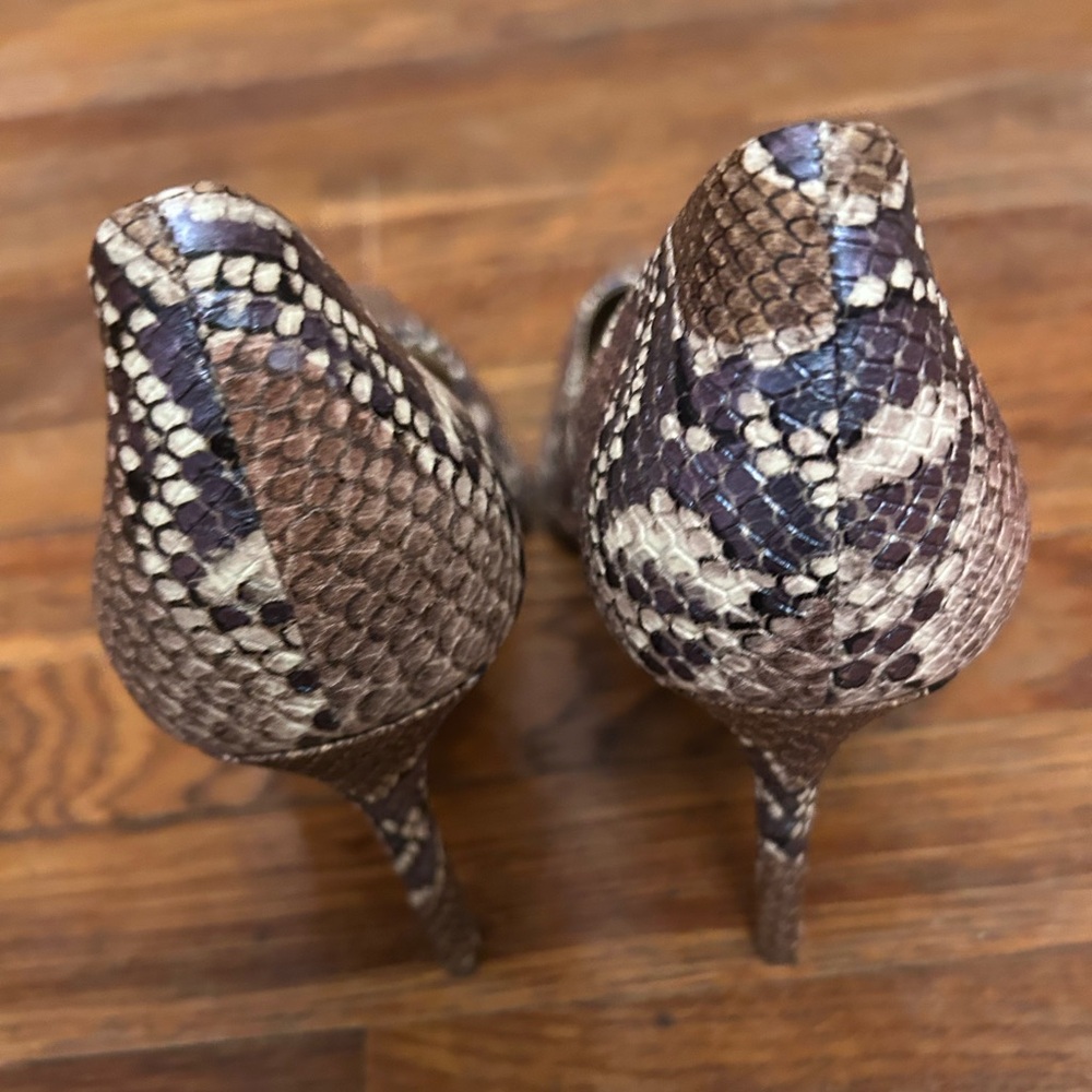 Naturalizer Brown Snakeskin Heels - Picture 5 of 10